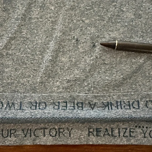 Lululemon Metal Vent Tech Long Sleeve Shirt Large ***3 snags*** - Picture 4 of 10